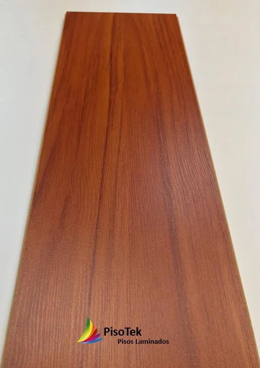 Piso laminado Cedro Rojo